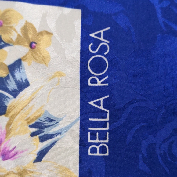 Bella Rosa Vintage Scarf - Picture 2 of 4